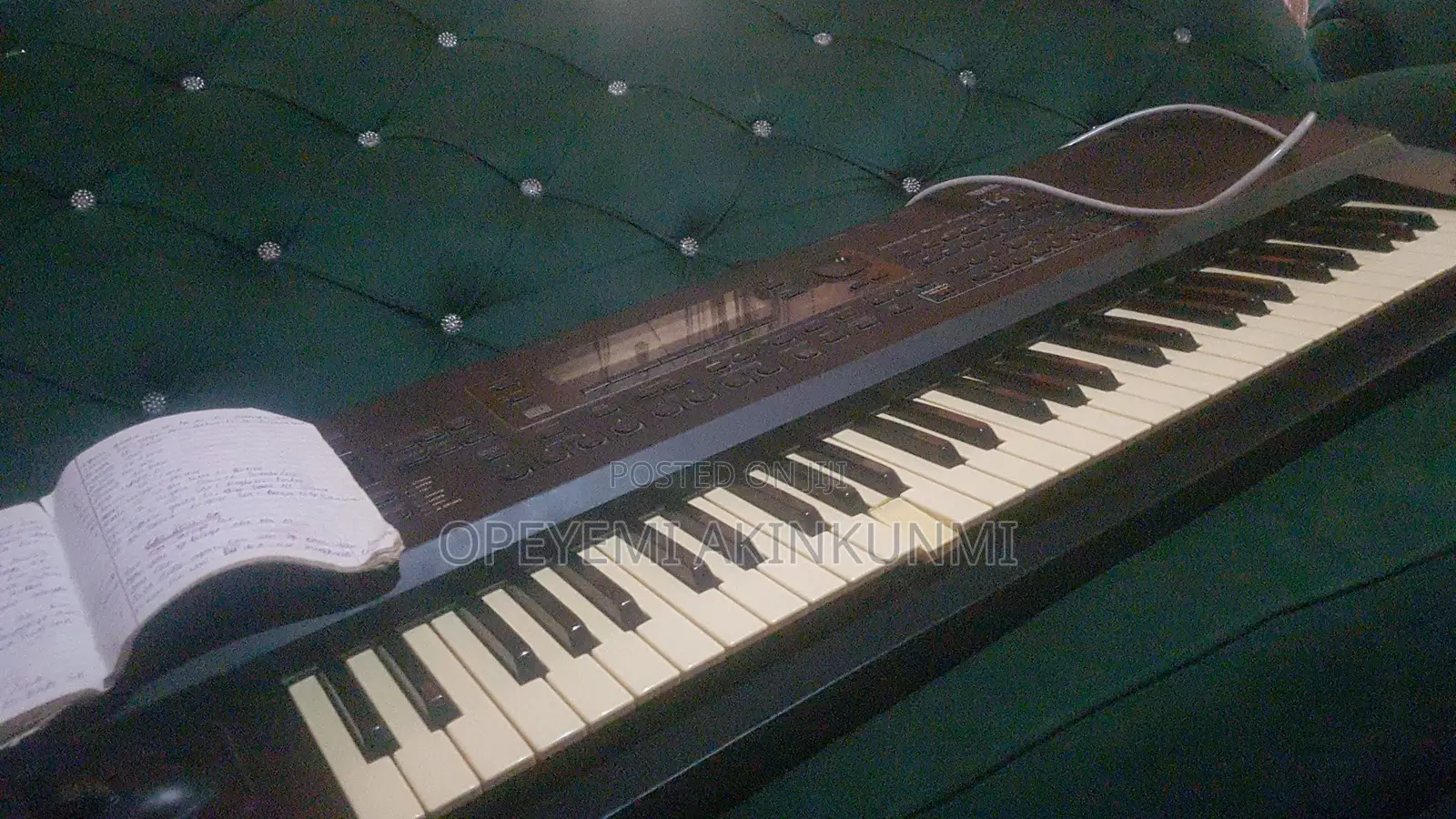 Korg I4s Keyboard