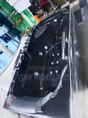 England Standard Black Single Jacuzzi