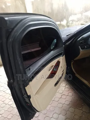 BMW 523i 2012 Black