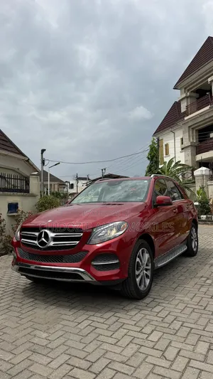 Mercedes-Benz GLE-Class GLE 350 2017 Red