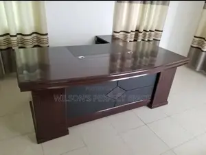 1.8 Meters Executive Office Desk With Extension