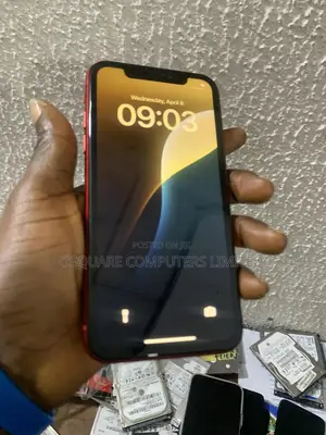 Apple iPhone XR 64 GB Red
