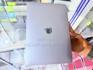 Laptop Apple MacBook Pro 2020 32GB Intel Core i7 SSD 512GB