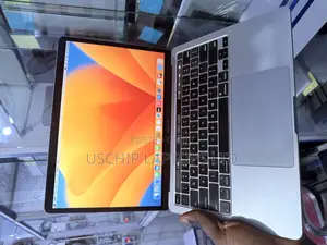 Laptop Apple MacBook Pro 2020 32GB Intel Core i7 SSD 512GB