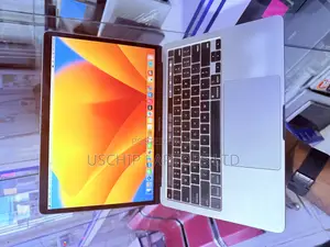 Laptop Apple MacBook Pro 2020 32GB Intel Core i7 SSD 512GB