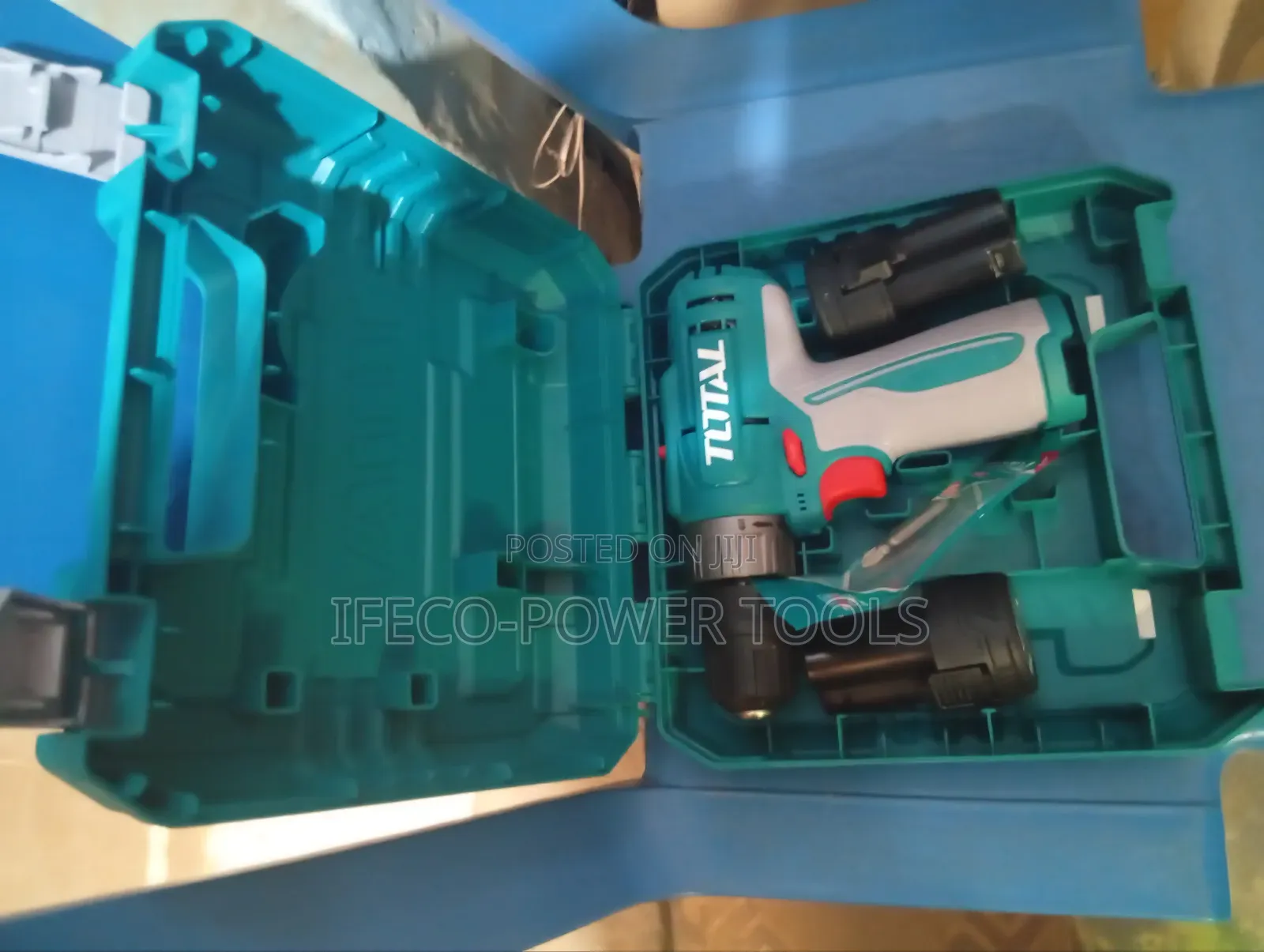 Total Lithium-Ion Cordless Drill 12v.