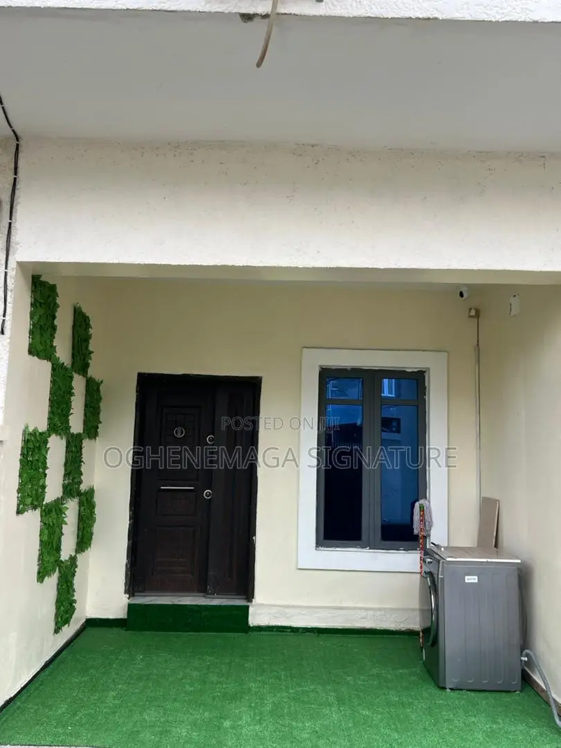 2-Bedroom Luxury Duplex