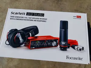 Focusrite Scarlett 2i2 Studio 3rd Generation Recording Audio Interface