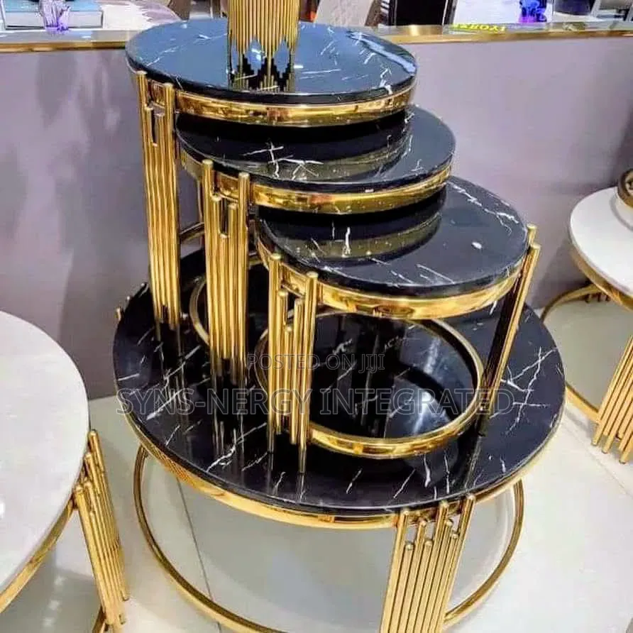 Nadoic Centre Table Set