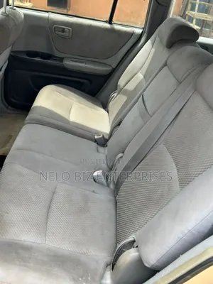 Toyota Highlander 2005 Gold