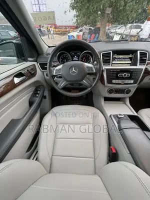 Mercedes-Benz M Class ML 550 4Matic 2013 Black