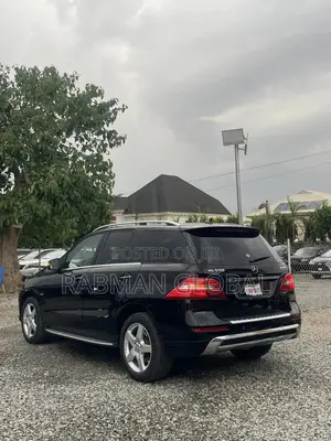 Mercedes-Benz M Class ML 550 4Matic 2013 Black