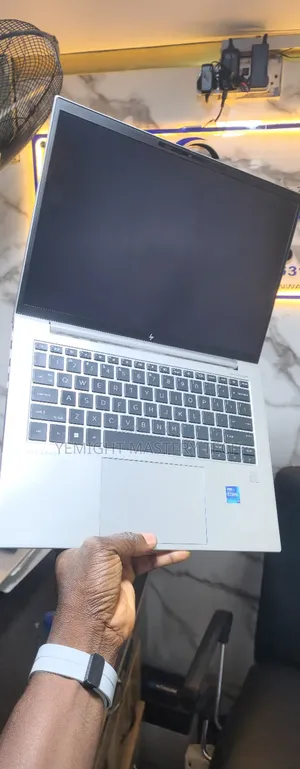 Laptop HP ZBook Firefly 14 G10 16GB Intel Core i7 SSD 512GB