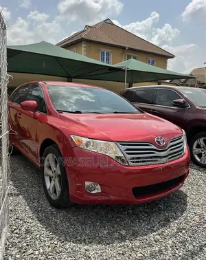 Toyota Venza 2010 Red