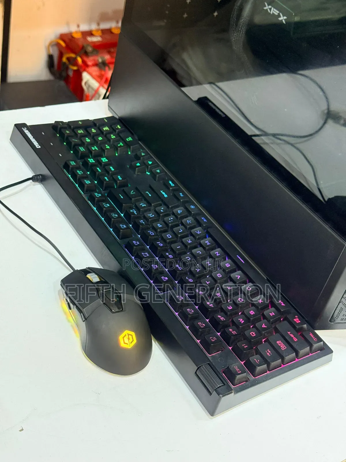 CyberpowerPC AMD Advantage Performance Gaming PC 16GB AMD Ryzen 5 1T