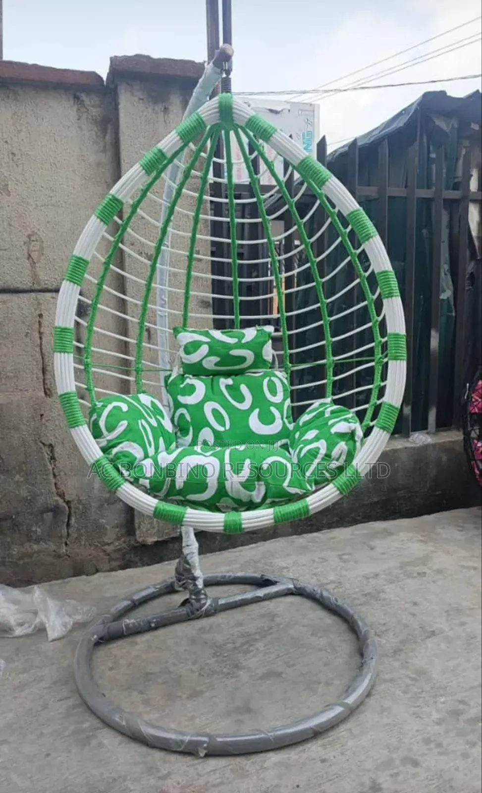 Swung Chair