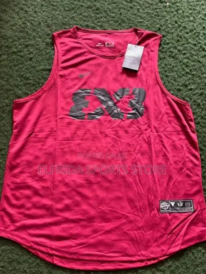 Gym Tank Top – Lightweight Fitness Sleeveless Shirt for Men/Women