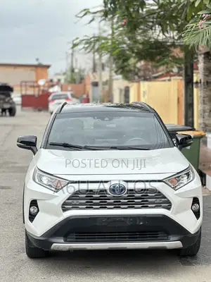 Toyota RAV4 2020 White