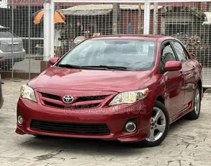 Toyota Corolla 2012 Burgundy
