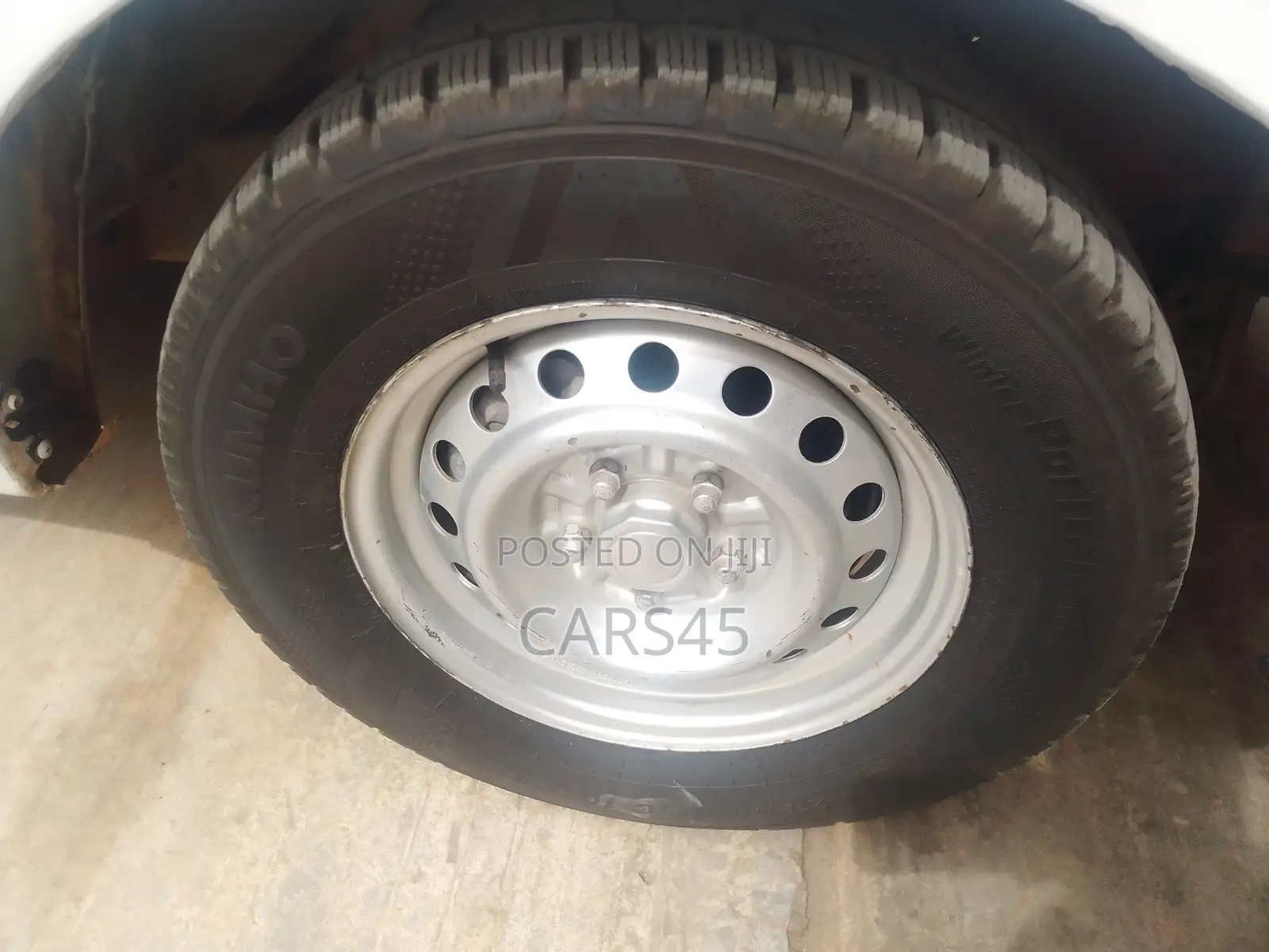 Mitsubishi L200 2016 White