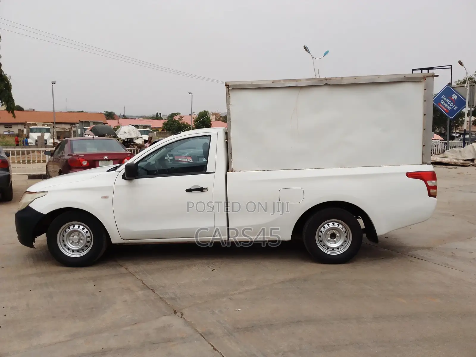 Mitsubishi L200 2016 White