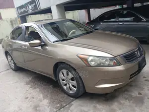 Honda Accord 2009 Gold