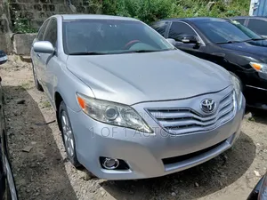Toyota Camry XLE 4dr Sedan (2.4L 4cyl 5A) 2007 Silver