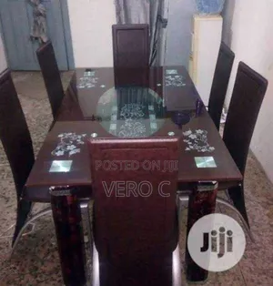 Strong and Thick Glass Dining Table and 6 Chairs
