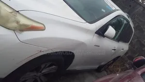 Toyota Highlander Limited 2011 White