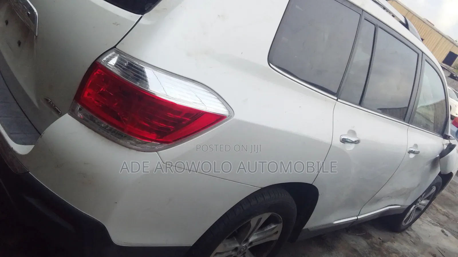 Toyota Highlander Limited 2011 White