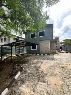 4bdrm Duplex in Vgc Estate for sale