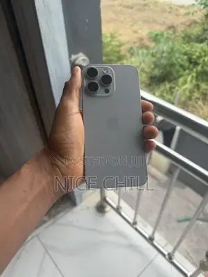 Apple iPhone 15 Pro Max 512 GB Gray