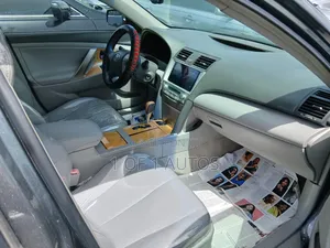 Toyota Camry XLE 4dr Sedan (2.4L 4cyl 5A) 2007 Gray