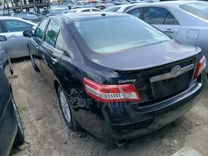 Toyota Camry XLE V6 4dr Sedan (3.5L 6cyl 6AM) 2010 Black