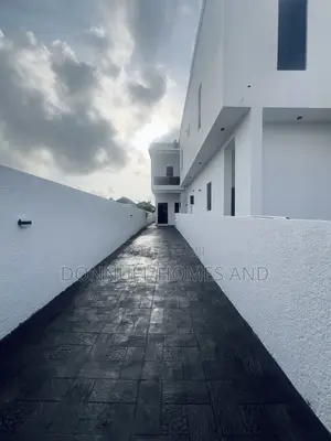 4bdrm Duplex in Sangotedo for sale