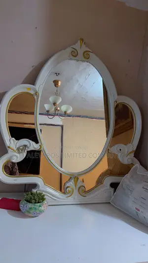 Foreign Used Statement Minimalist Mirrors