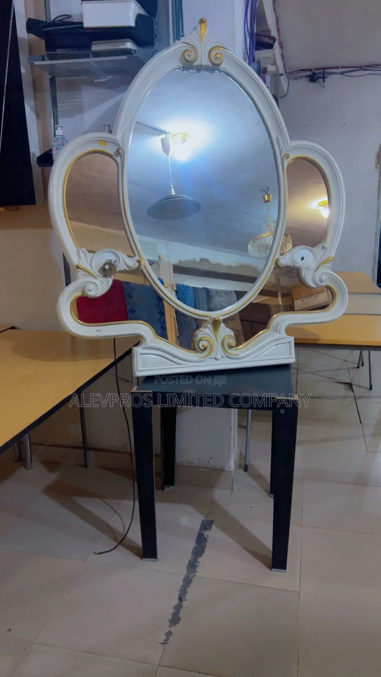 Foreign Used Statement Minimalist Mirrors