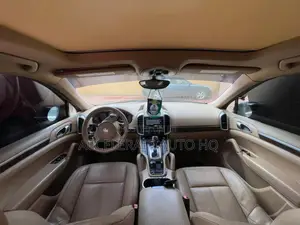 Porsche Cayenne 4dr SUV AWD (3.6L 6cyl 6M) 2014 Black