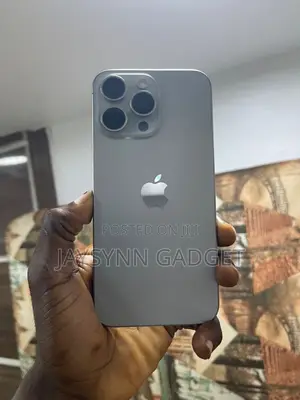 Apple iPhone 15 Pro Max 256 GB Silver