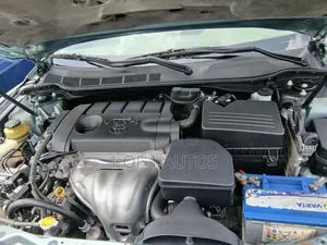 Toyota Camry LE 4dr Sedan (2.5L 4cyl 6AM) 2010 Green