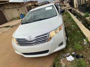 Toyota Venza V6 AWD 2010 White