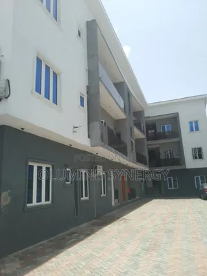 2bdrm Apartment in Lekki Scheme 2 for sale