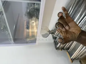 Umbilical Cord Forceps