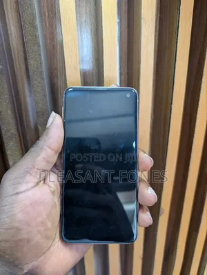 Samsung Galaxy S10e 128 GB Orange