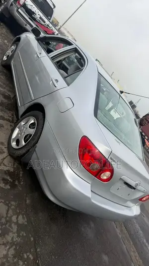 Toyota Corolla 2005 Silver