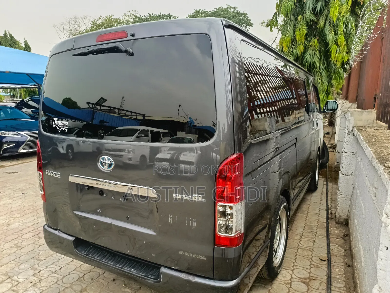 Toyota HiAce 2012 Grey