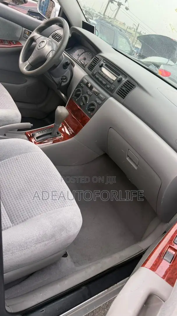 Toyota Corolla 2006 Silver