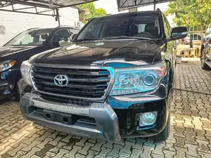 Toyota Land Cruiser 4.0 V6 GX 2014 Black