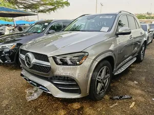 Mercedes-Benz GLE-Class GLE 350 4MATIC 2019 Gold