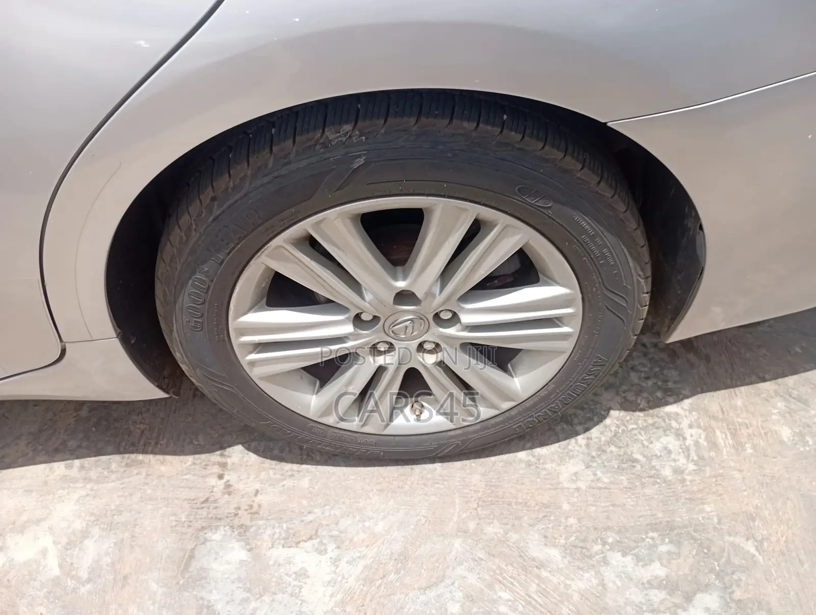 Lexus ES 2014 Silver
